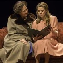 THE GLASS MENAGERIE Extends Through February 23, 2014 on Broadway!