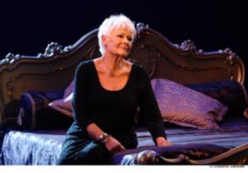 Photos: NT50 - The National Theatre's Birthday Celebrations, With Dench, Mirren, And More! — photo 1 of 21