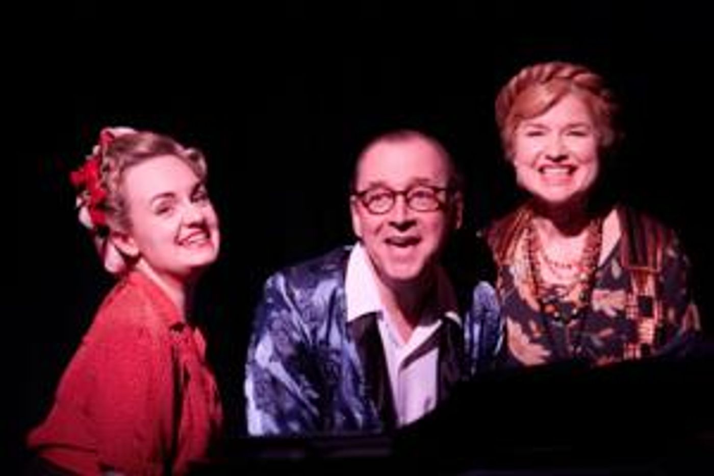 Photo-Coverage-Van-Randwyck-and-Wakefield-In-Noel-Cowards-CHRISTMAS-SPIRITS-20000101 Photo Coverage: Van Randwyck and Wakefield In NOEL COWARD'S CHRISTMAS SPIRITS Image