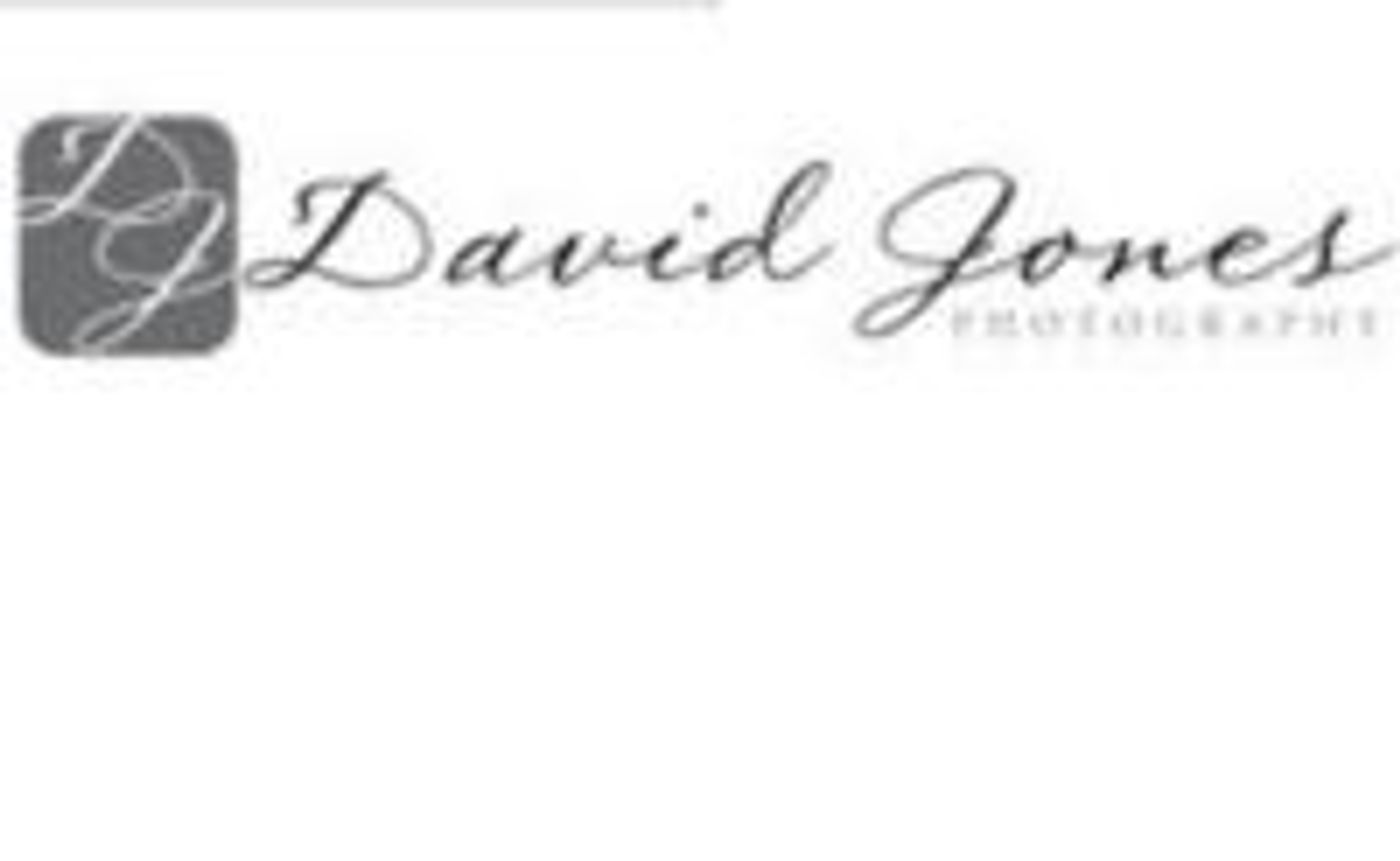 Photographer David Jones Offers Advice for Couples Planning to Get Married at the London Marathon  Image