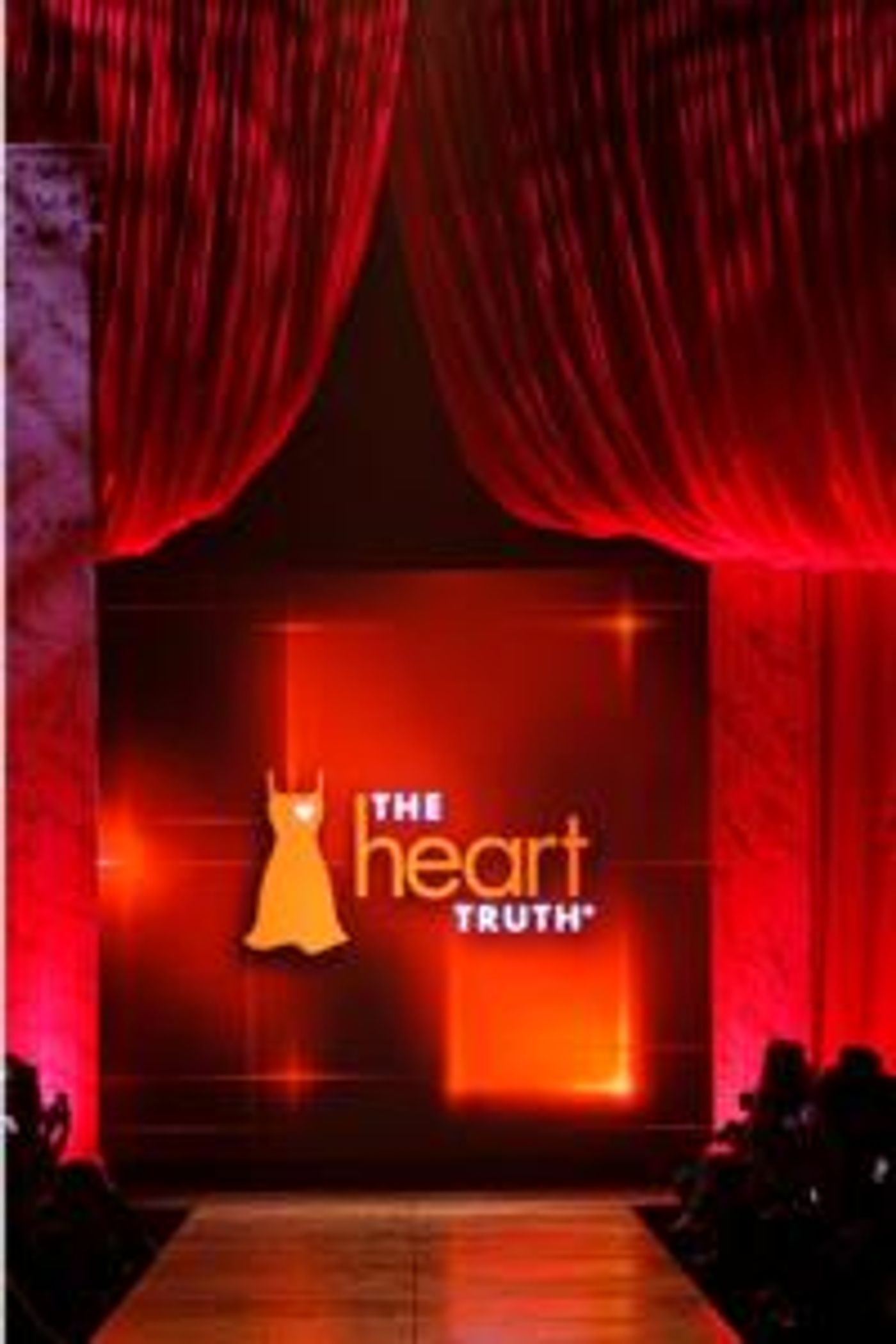 Photo-Coverage-The-Heart-Truth-Fashion-Show-20000101 Photo Coverage: The Heart Truth Fashion Show Image