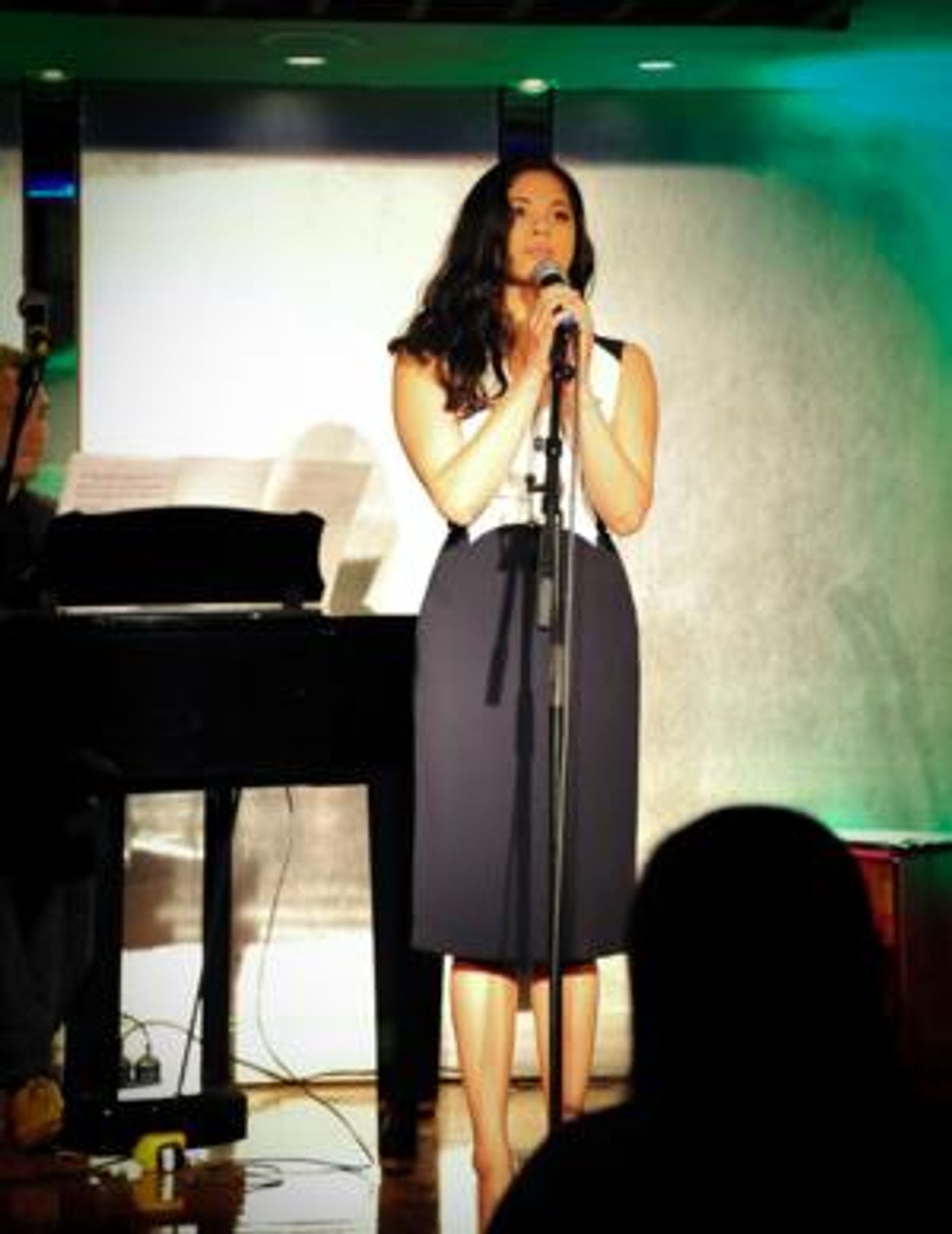 Photo Coverage: Verkaik, Noblezada, Schoenmaker and More In A MERRY CHRISTMAS CABARET!  Image