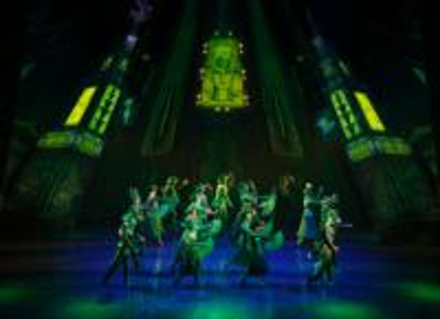 Photo-Coverage-North-American-Premiere-of-The-Wizard-of-Oz-20000101