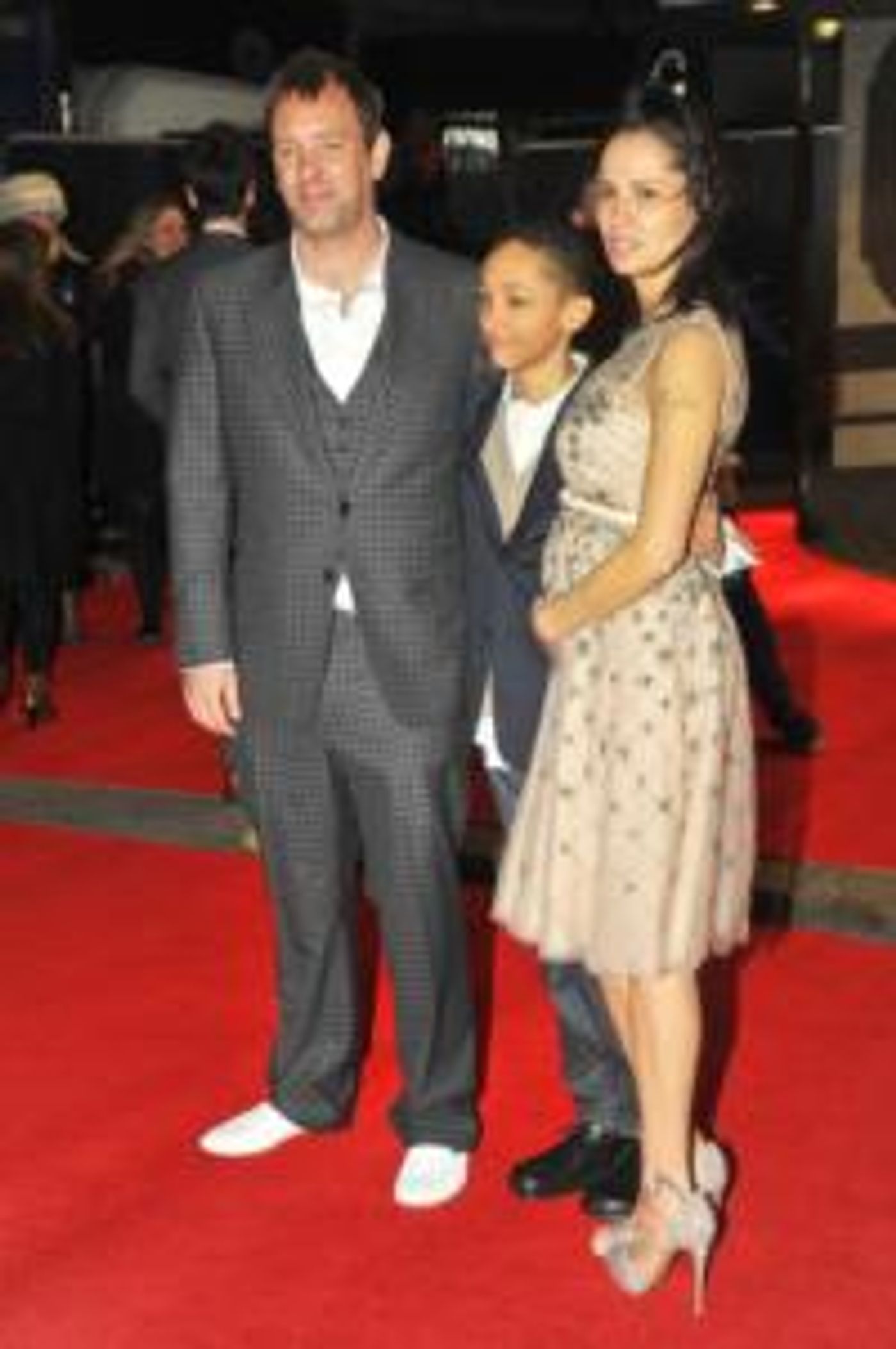 Photo-Flash-Parker-And-Stone-At-West-End-Opening-Of-BOOK-OF-MORMON-20000101