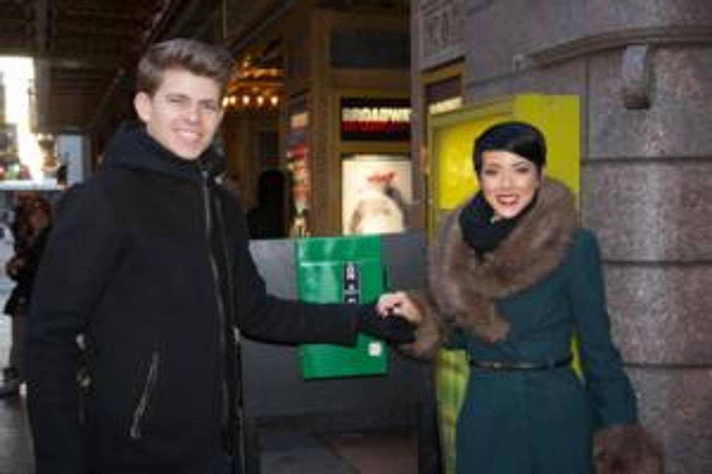 Photo Flash: Broadway In Chicago & Performers From HEARTBEAT OF HOME Green Marquees As Part of ShamROCK Chicago  Image