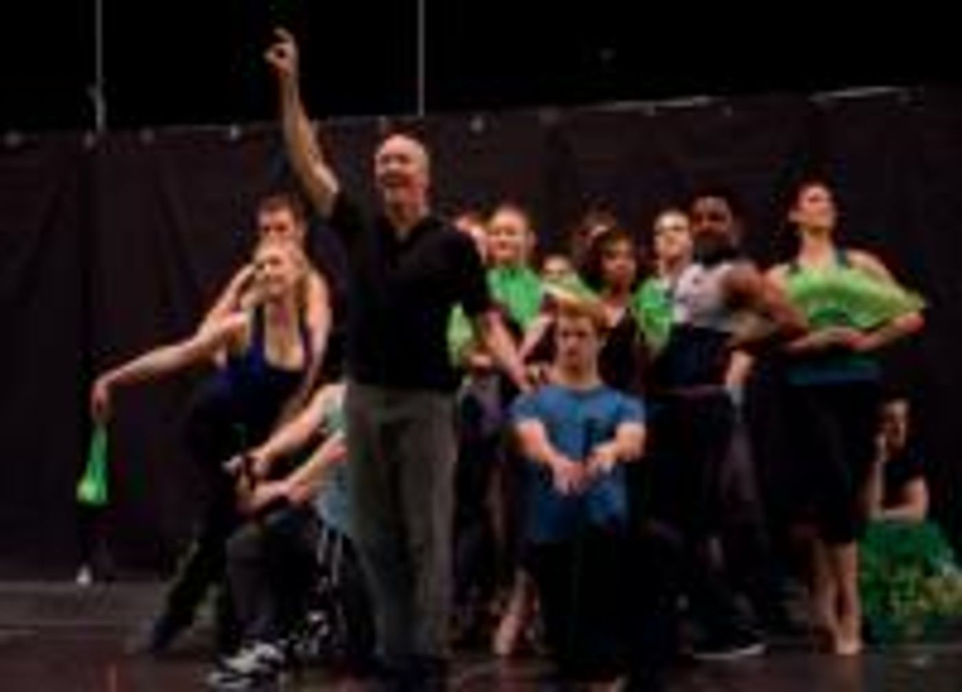 DO-NOT-LIVE-Photo-Coverage-Sneak-Peek-at-Torontos-All-Canadian-Wizard-of-Oz-20000101