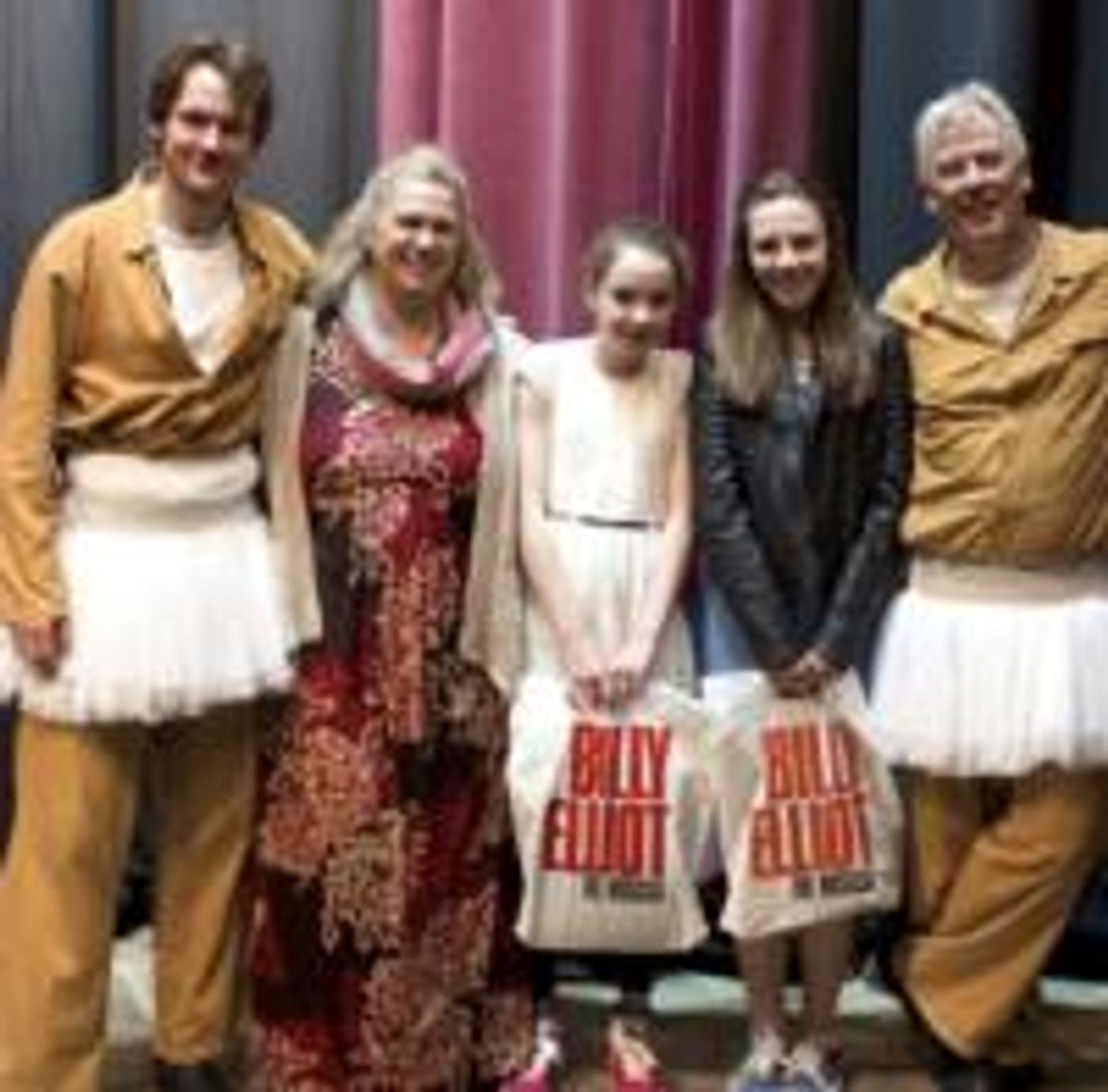 Photo-Flash-BILLY-ELLIOT-Welcomes-its-4-Millionth-Audience-Member-in-London-20000101