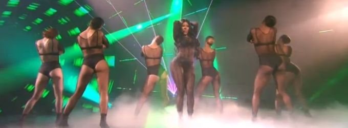 VIDEO: Nicki Minaj Debuts 'Bed of Lies' During 2014 MTV EMA Performance Video