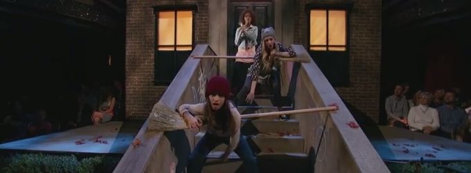 VIDEO: Quvenzhane Wallis & ANNIE Cast Perform 'Hard Knock Life' on DWTS Video