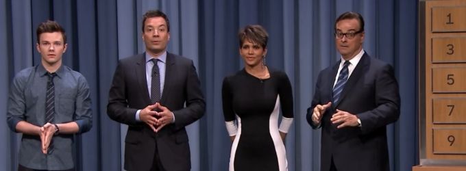 VIDEO: Halle Berry, Chris Colfer & Jimmy Fallon Team for TONIGHT SHOW Charades Video