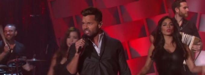 VIDEO: Ricky Martin Lights Up the ELLEN Set with 'Adios' Performance! Video
