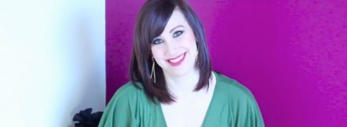 TV Exclusive: BREAKING DOWN THE RIFFS w/ Natalie Weiss- Back in the Habit! Video
