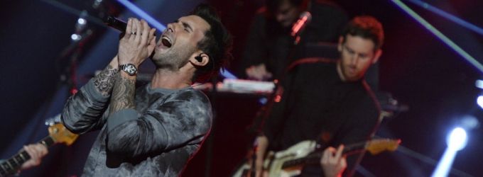 VIDEO: Maroon 5 Performs Hit Single 'Maps' on AMERICA'S GOT TALENT Video