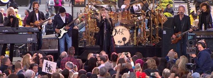 VIDEO: Fleetwood Mac Perform 'Little Lies', 'Go Your Own Way' & More on TODAY Video