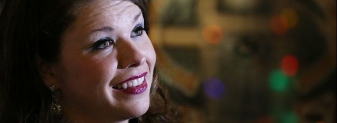 TV: Chatting with the Company of A NIGHT WITH JANIS JOPLIN on Opening Night! Video