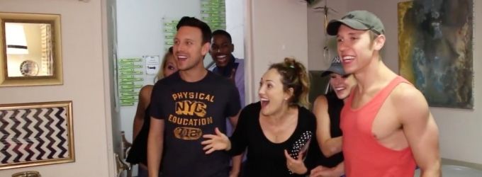 TV: BROADWAY QUICK CHANGE with Robert Hartwell- In the WICKED Green Room! Video
