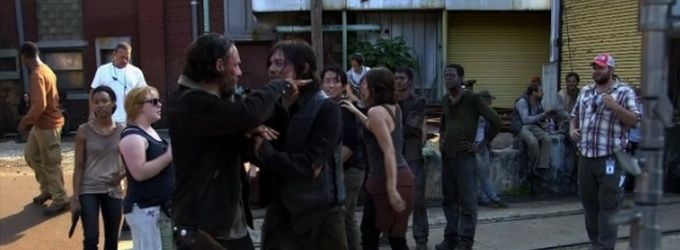 VIDEO: AMC Gives a First Look at THE WALKING DEAD Season 5! Video