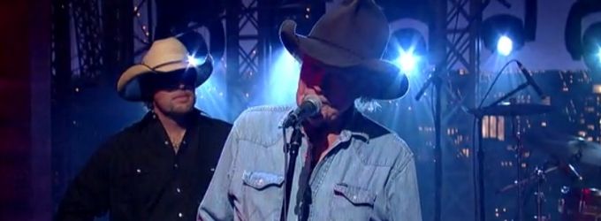 VIDEO: Willie Nelson & Billy Joe Shaver Perform on LETTERMAN Video