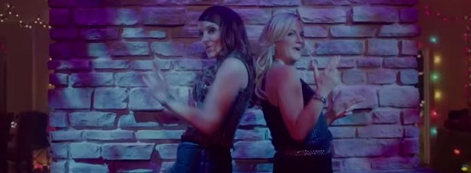 VIDEO: First Look - Tina Fey & Amy Poehler Reunite for New Comedy SISTERS Video