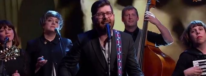 VIDEO: The Decemberists Sing YouTube Comments Set to Music on JIMMY KIMMEL Video