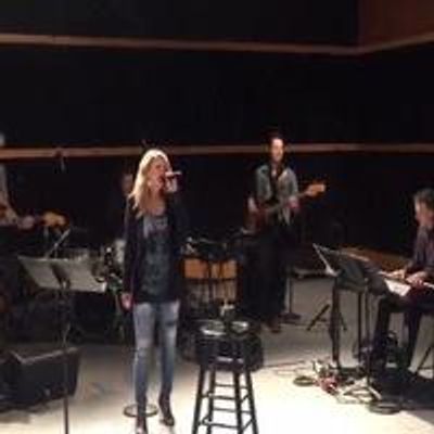 STAGE TUBE: In Rehearsal with Idina Menzel as She Sings Radiohead's 'Creep'!