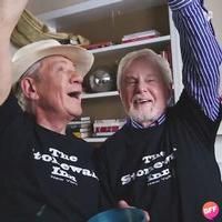 STAGE TUBE: NYC PRIDE PARADE Grand Marshals Ian McKellen and Derek Jacobi Get the…