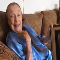 STAGE TUBE: From One Anna to Another- 100 Year-Old Patricia Morison Sings for Kelli… Video