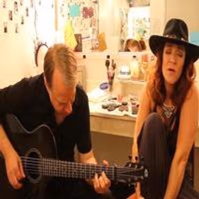 STAGE TUBE: BEACHES' Shoshana Bean Performs Acoustic Version of 'Wind Beneath My Wings'
