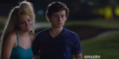 VIDEO: Richard Kind & More Star in New Amazon Comedy RED OAKS, Debuting Today