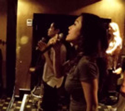 STAGE TUBE: West End Stars Rachelle Ann Go and Eva Noblezada Belt Out 'Roar'