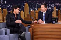 VIDEO: John Stamos Talks Reuniting with Cast for FULLER HOUSE on 'Tonight'