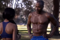 VIDEO: Sneak Peek - Ahsha Runs Into Derek on Next Episode of VH1's HIT THE FLOOR