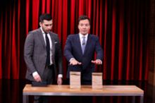 VIDEO: Illusionist Dan White Performs 'Hidden Spike Trick' on TONIGHT