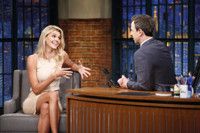 VIDEO: Kelly Rohrbach Talks New BAYWATCH Film; Sports Illustrated Swimsuit Edition