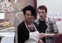 VIDEO: Sneak Peek - Susie Essman Guests on Tonight's THOSE WHO CAN'T on truTV