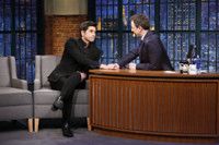 VIDEO: John Stamos Reads Negative FULLER HOUSE Reviews on 'Late Night' Video
