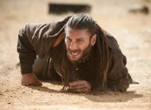 VIDEO: Sneak Peek - Rogers Comes Under Attack on Next Episode of Starz's BLACK SAILS
