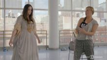 VIDEO: Amy Schumer Pitches 'Betsy Ross' Hip Hopera Idea to HAMILTON's Lin-Manuel…