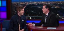 VIDEO: Thomas Middleditch Makes a Fancy Entrance on LATE SHOW
