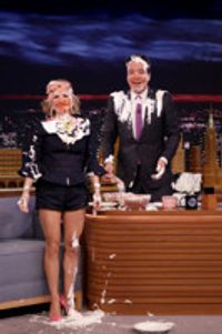 VIDEO: Amy Sedaris Gives Jimmy Fallon a Cake Sprinkles Facial on TONIGHT Video