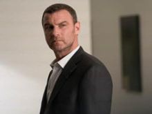 VIDEO: Showtime Releases Trailer for Season 4 of Hit Drama RAY DONOVAN