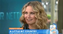 VIDEO: Jennifer Nettles Talks New Solo Album 'Playing with Fire' on TODAY
