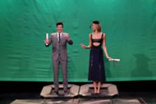 VIDEO: Karlie Kloss Teaches Jimmy How to Pose Midair on TONIGHT SHOW