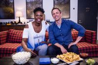 VIDEO: Seth Meryers and Leslie Jones Watch GAME OF THRONES Together
