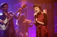 VIDEO: Yuna Performs 'Used to Love You' on LATE NIGHT