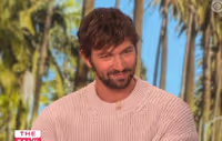 VIDEO: Actor Michiel Huisman Chats Stripping Down on GAME OF THRONES Video