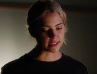 VIDEO: Sneak Peek - PRETTY LITTLE LIARS Summer Finale