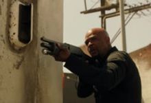 VIDEO: Sneak Peek - 'Surf N Turf' Episode of LETHAL WEAPON on FOX