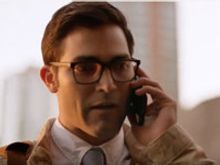 VIDEO: Sneak Peek - SUPERGIRL Teams with Clark Kent/Superman on The CW!