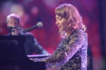VIDEO: Regina Spektor Performs 'Bleeding Heart' on LATE SHOW